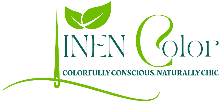 Logo de LINEN COLOR avec des feuilles vertes symbolisant la nature et l'écologie, un texte élégant en vert foncé, et le slogan 'Colorfully Conscious, Naturally Chic' reflétant la durabilité, les couleurs et l'élégance naturelle