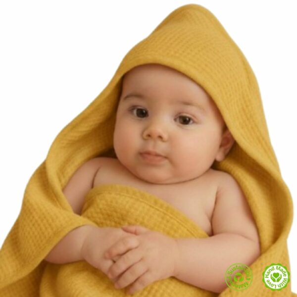 Cape de bain + gant de toilette - 100% coton - teinture botanique 100 % naturel- couleur jaune (1) Cape de bain + gant de toilette - 100% coton - teinture botanique 100 % naturel