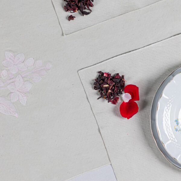 Coffret linge de table teinture végétale Gris Clair 14 pièces – LINEN COLOR