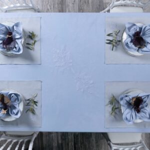 Coffret linge de table teinture végétale Bleu Ciel 13 pièces – LINEN COLOR
