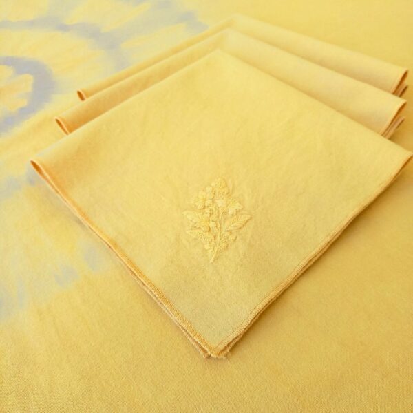 seviette-de-table-toile-de-coton-teinture-naturelle-jaune-moutarde-doré-linen-color (11) Serviette de table toile de coton teinture naturelle Jaune Moutarde Doré – LINEN COLOR